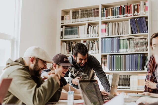 Diviser les participants en groupes dans une réunion Microsoft Teams